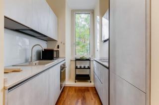 BDC - Purple Apt at San Giovanni - 3