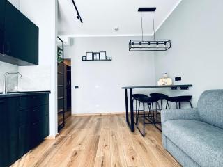 M4 BLACK Monolocale Moderno e Funzionale - 7