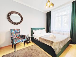 Апартаменты MOON APARTMENTS - SEIFULLINA 500 - Almaty - 0
