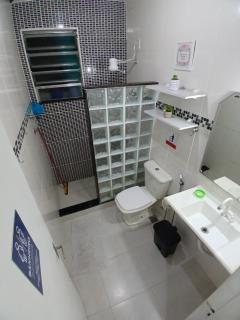 Quarto Privado Cama Casal e Individuais Apto - Rio de Janeiro - 5