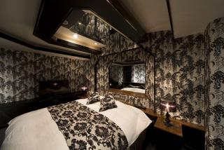 HOTEL FIVE -Adult Only- - Osaka - 8