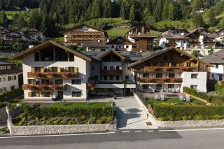 Hotel Vernel - Santa Cristina in Val Gardena - 0
