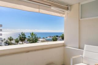 Sea view 2-bedroom apartment with pool - Marbella - 5