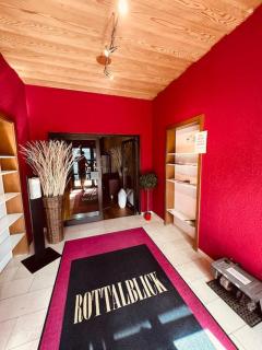 Wundervolle Ferienwohnung mit Bademantelzugang zur Therme - Bad Griesbach - 9