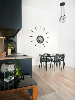 Elegant and cozy Apartment with balcony, in the heart of Krakow - Krakow - 5