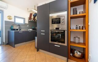 Amazing Home In Zagrad - Nadin - 2