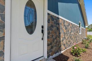 Cheerful 2 Bedroom - Englewood - 6