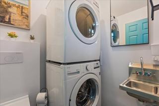 Cheerful 2 Bedroom - Englewood - 3