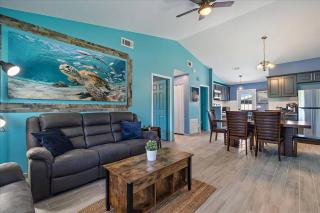 Cheerful 2 Bedroom - 2