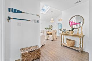 NEW LISTING - 3 Bedroom - Pet Friendly - Coastal Casual & Refined Style - 8 Cotton Lane - Hilton Head Island - 1