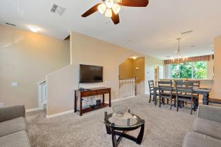 Vista Cay Resort, Next To Universal #821 - 8