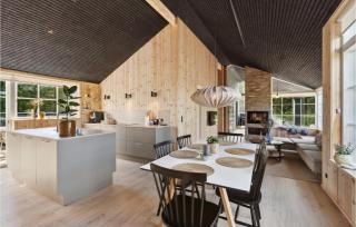 3 Bedroom Amazing Home In Jerup - 6