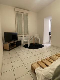 Studio Centre Ville NANCY Wifi et Smart TV - Nancy - 5