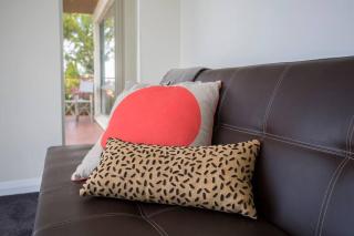 Sandy Bay Townhouse - Sandy Bay - 2