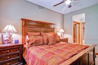 Highlands Lodge 208 by East West Hospitality - 3