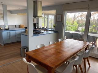 McCrae Treehouse - 1