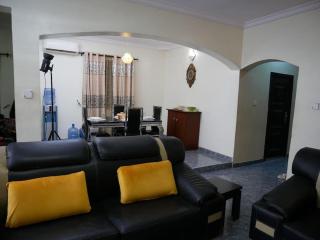 De-Orange House Ikeja - Mawere - 0
