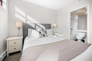 Alpenglow Lodge Two Bedroom Apartment with Private Hot Tub by MVA - 3