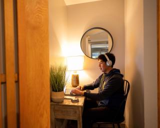 Alpenglow Lodge Fika One Bedroom by MVA - 1