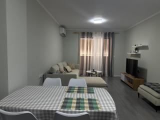 Brand new condo for rent - Tirana - 2