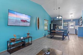 Renovated, Cozy 2 Bedroom - Englewood - 3
