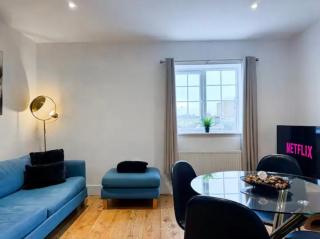Modern 1 Bed Apartment CITY CENTRE MAIDSTONE - 4