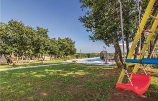 Gorgeous Home In Cubani With Wifi - Crnibek - 3