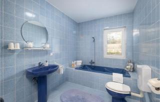 Gorgeous Apartment In Dramalj - Dramalj - 8