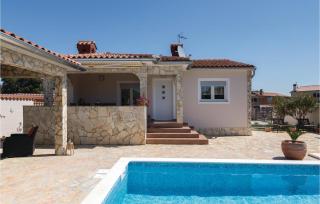 Three-Bedroom Holiday Home Betiga With A Fireplace 02 - 3