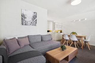 Belle Escapes - Sussex By The Sea - Glenelg - 8