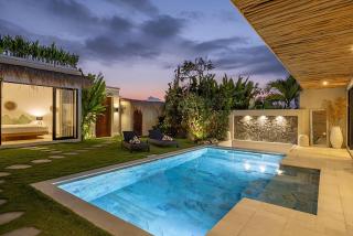 Villa Mahoni by Optimum Bali Villas - Kerobokan - 7