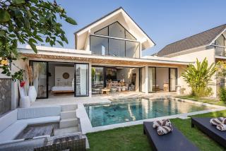Villa Mahoni by Optimum Bali Villas - Kerobokan - 9
