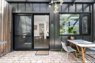 Garden Villa at Lucent Art House - Stirling - 2