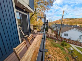 Old Town Views Just Steps to Main Street and Park City Mountain for Skiing, Hiking, Biking - 3