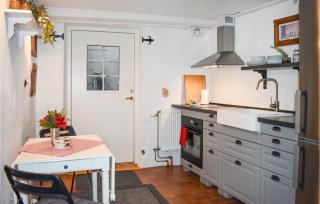 1 Bedroom Amazing Apartment In Ystad - Ystad - 8