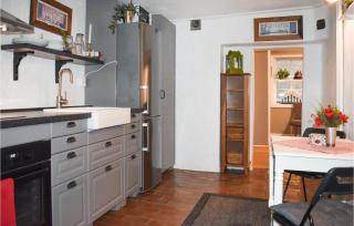 1 Bedroom Amazing Apartment In Ystad - 7