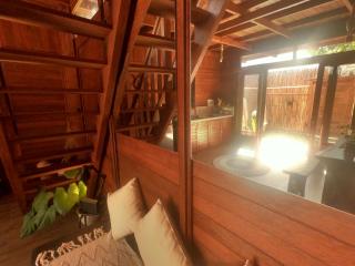 2 storey wooden house in the heart of Uluwatu - Uluwatu - 8