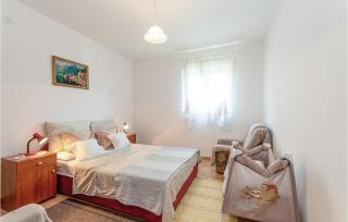 Stunning Apartment In Karin Gornji - Gornji Karin - 3