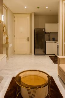 Luxurious Stay in LeelaResidency near airport and Manyata tech park - Bangalore - 6