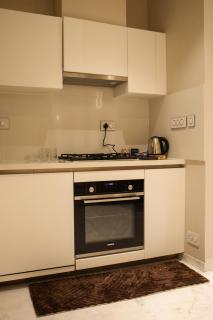 Luxurious Stay in LeelaResidency near airport and Manyata tech park - Bangalore - 3