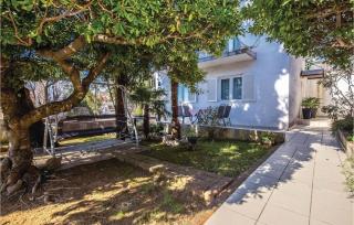 Gorgeous Home In Selce With Wifi - Selce - 3