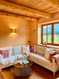 Cosy Chalet with garden, fire pit & stunning views - 8