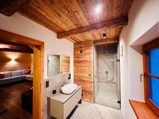 Cosy Chalet with garden, fire pit & stunning views - 7