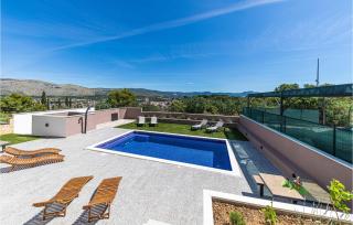 Three-Bedroom Apartment In Saldun - Trogir - 1