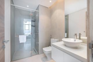 Luxury 1-Bedroom in Dubai Marina that Sleeps 2 - Dubai - 1