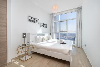Luxury 1-Bedroom in Dubai Marina that Sleeps 2 - Dubai - 9