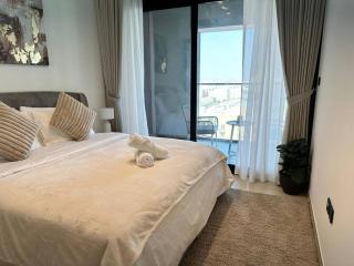 Stylish 1br Apartment Jvc Balcony Parking - Dubái - 9