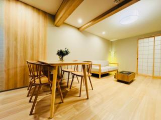 seiren ダブルベッド4台シングルベット1台グループ大歓迎 貸切り 日本風一戸建て - Osaka - 4