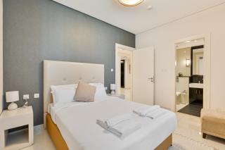 Discover Urban Chic Apartment -Vibrant City Life - Dubai - 2