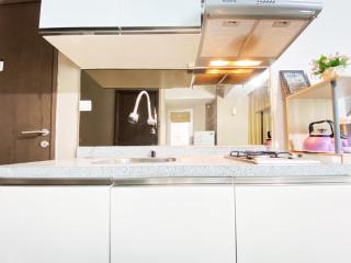 Homey and Cozy 1BR Apartment at Harvard Jatinangor By Travelio - 3